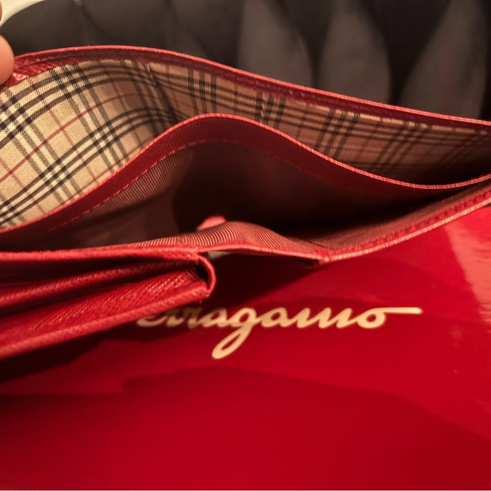 Burberry Red Leather Wallet - Picture 7 of 7